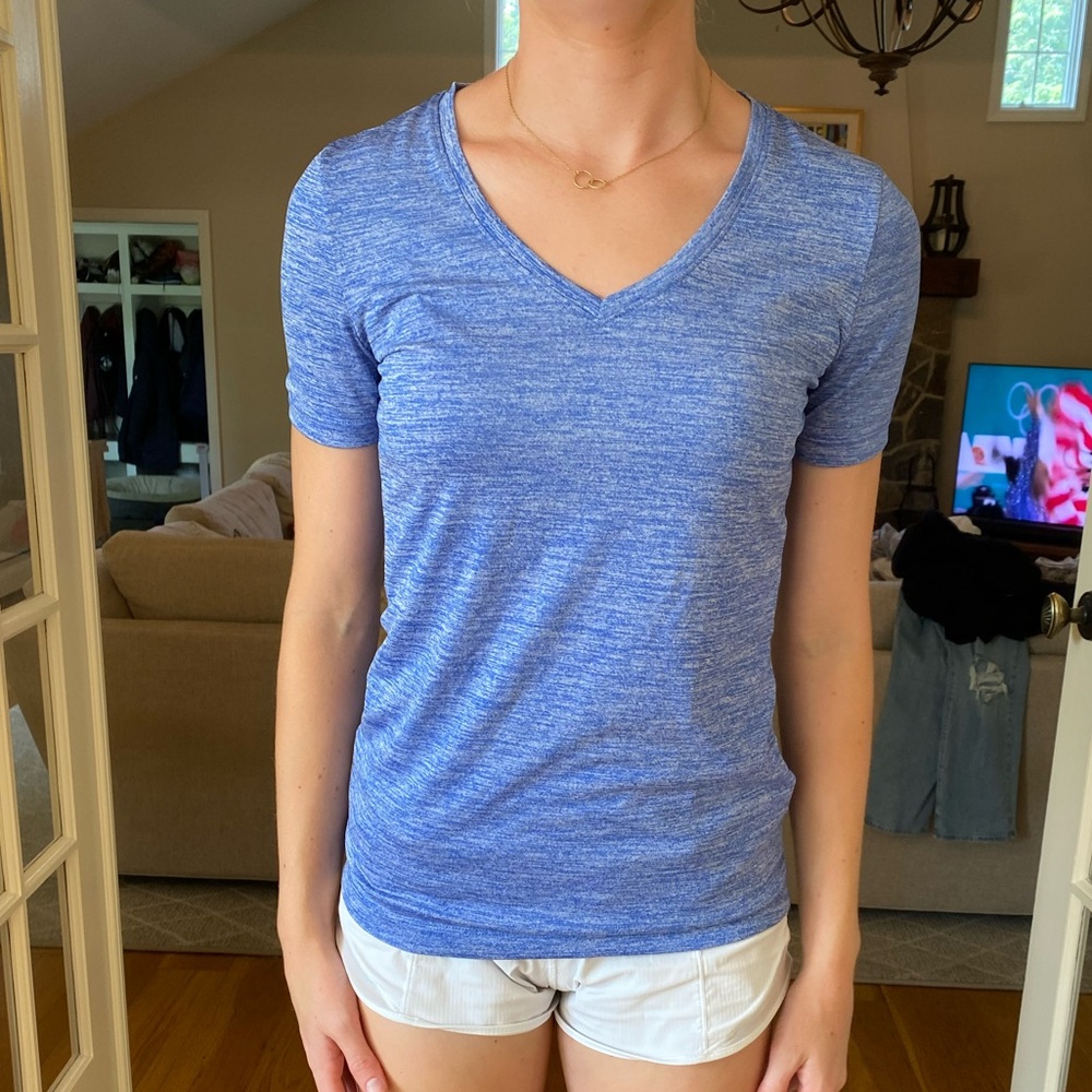 Moret Ultra Periwinkle Athletic Tee Shirt